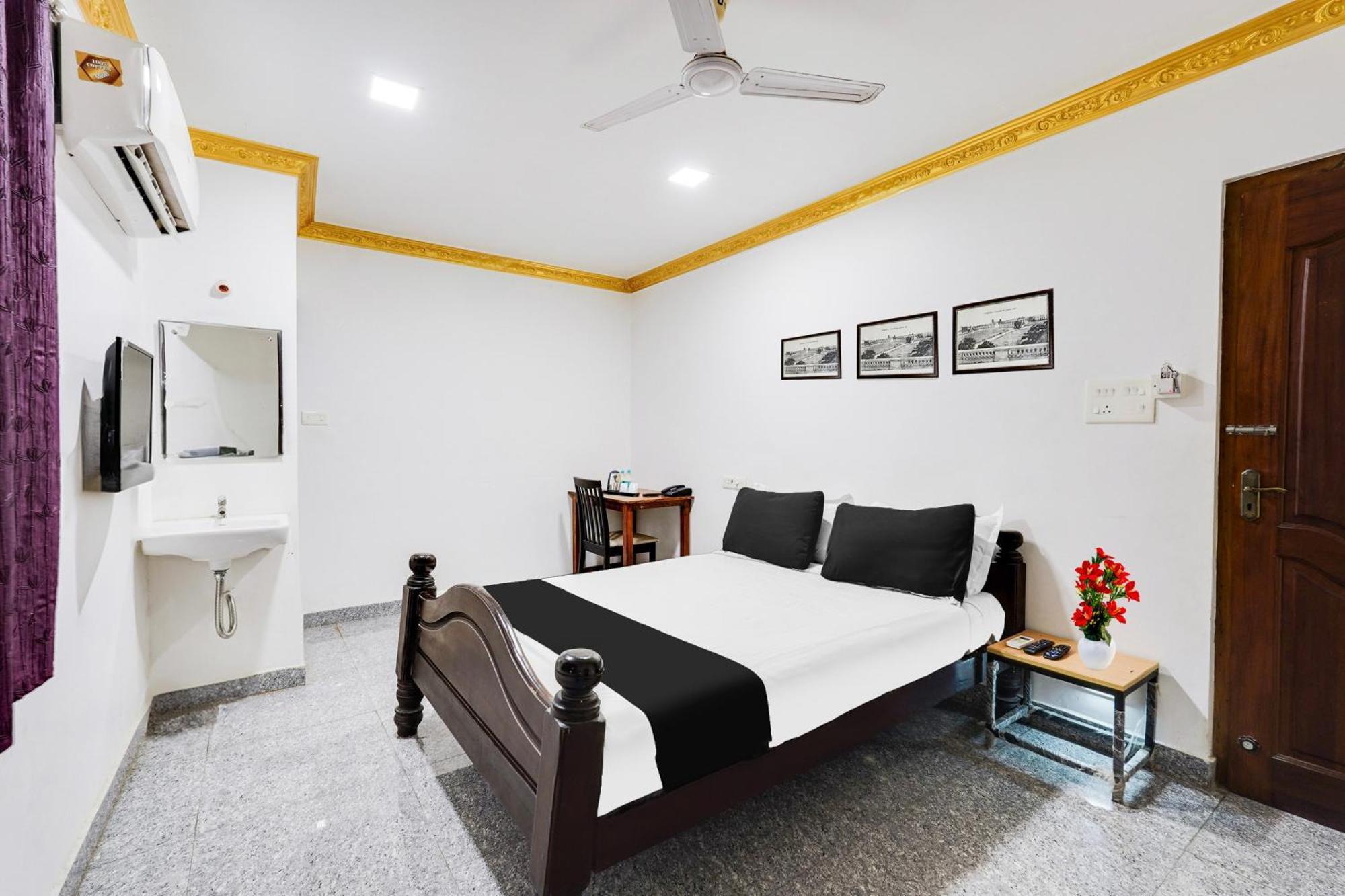 Super Hotel O White Town Formerly Seascape Residency Puducherry Buitenkant foto