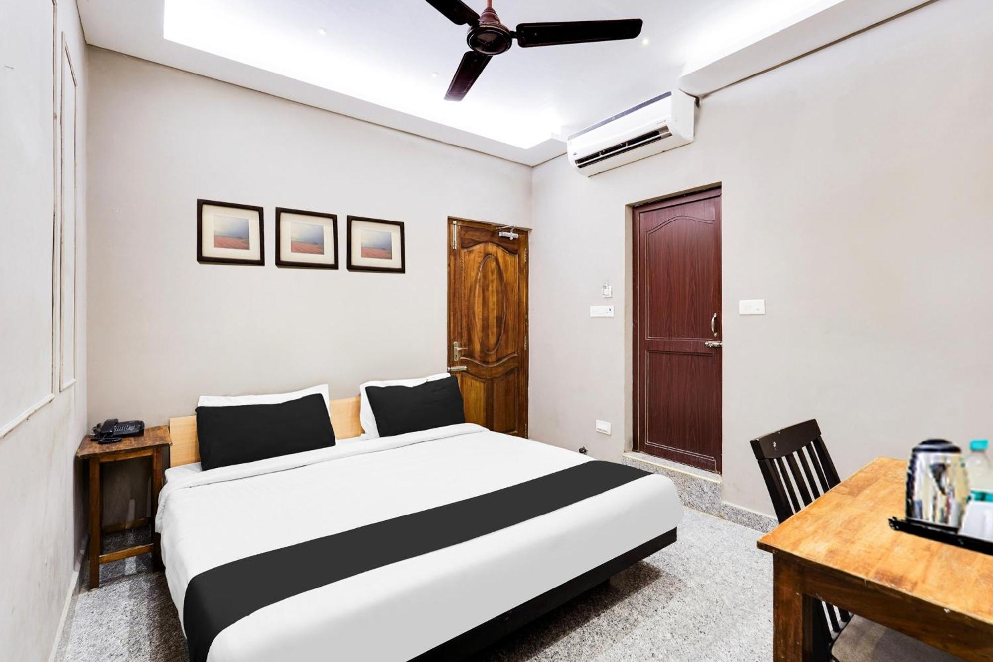 Super Hotel O White Town Formerly Seascape Residency Puducherry Buitenkant foto