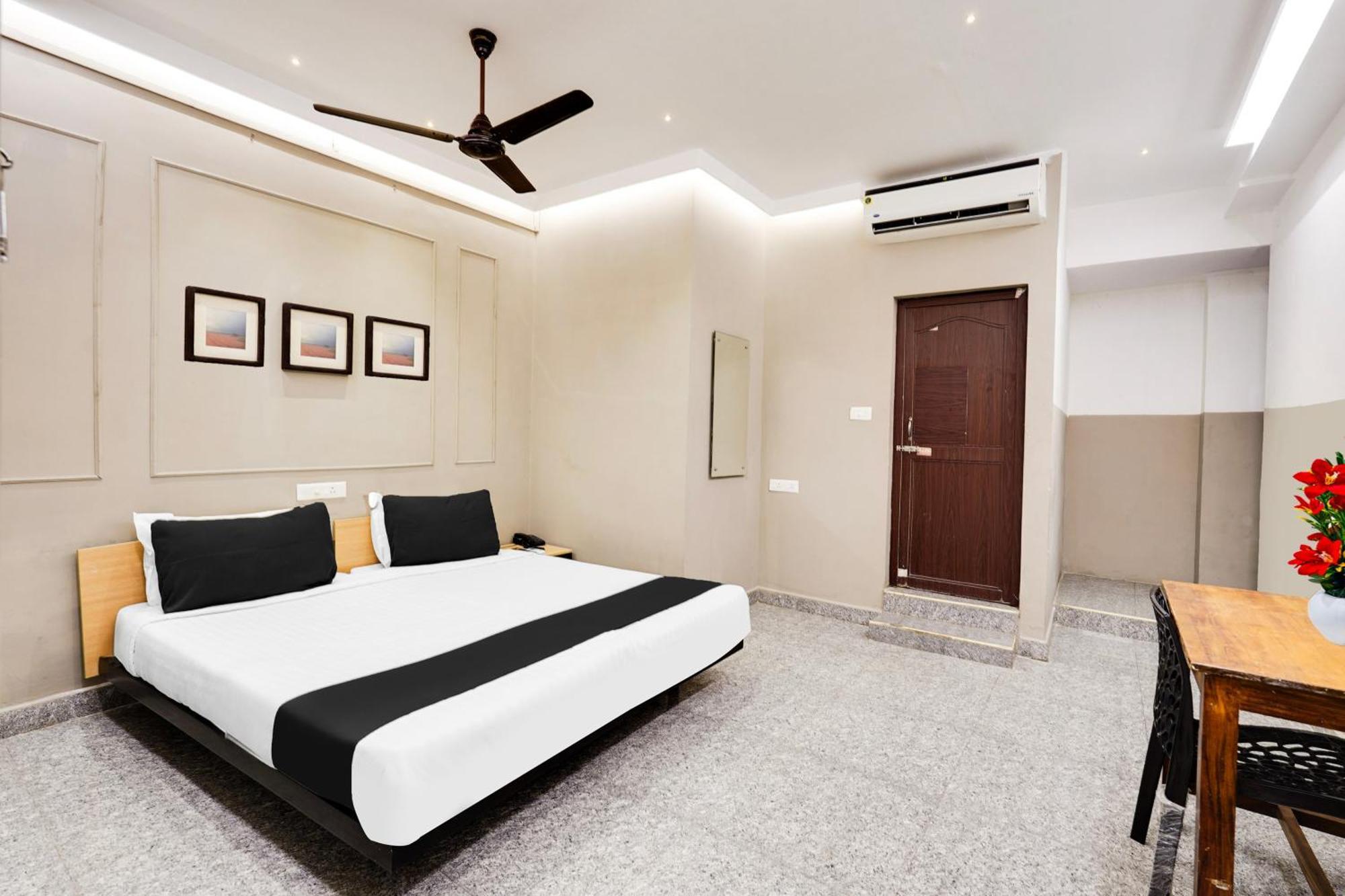 Super Hotel O White Town Formerly Seascape Residency Puducherry Buitenkant foto