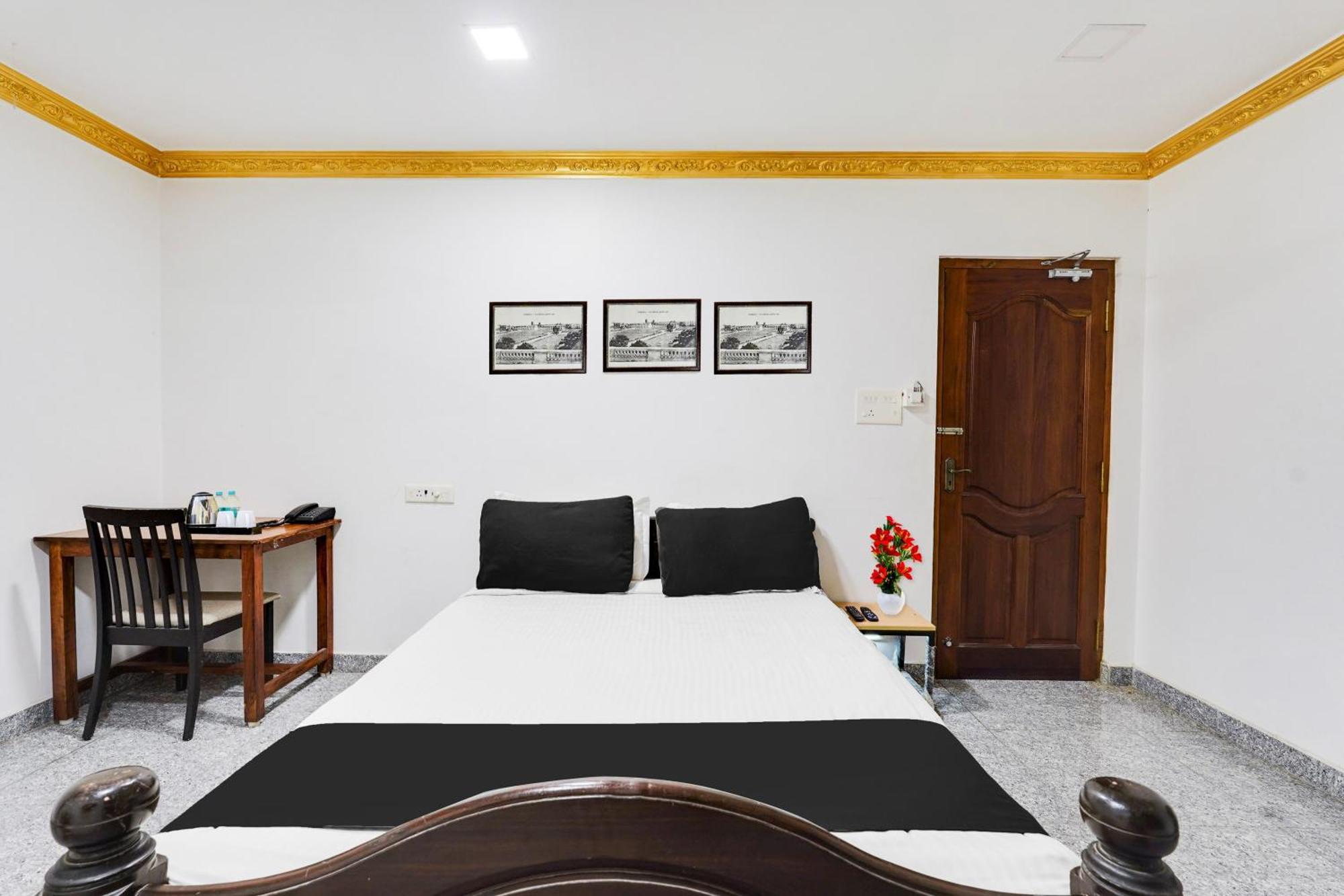 Super Hotel O White Town Formerly Seascape Residency Puducherry Buitenkant foto